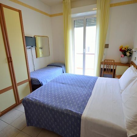 Hotel Man Lido Di Savio Extérieur photo