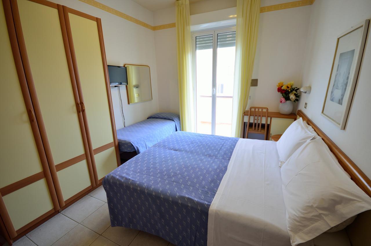 Hotel Man Lido Di Savio Extérieur photo